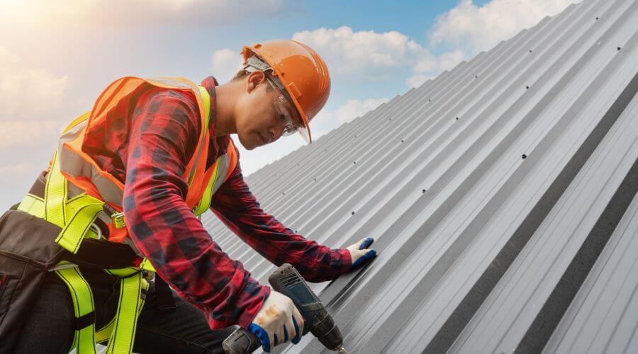 Professional Emergency Roof Repairs services in Glenrock, WY